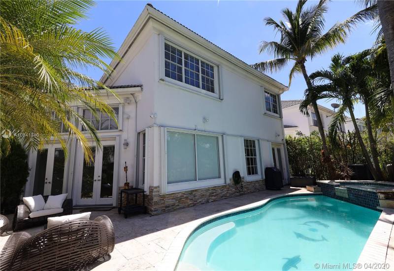 aventura-estates-home-4
