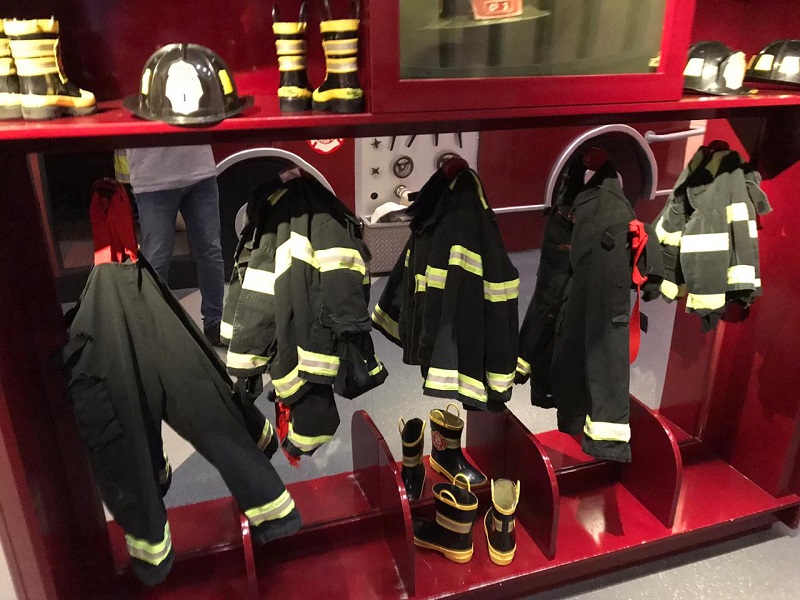 fireman clothes at Miami Children's Museum