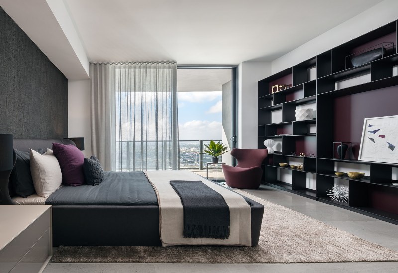 reach-and-rise-master-bedroom