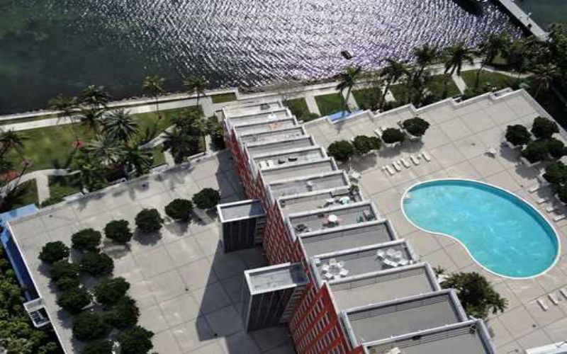 The-Palace-pool