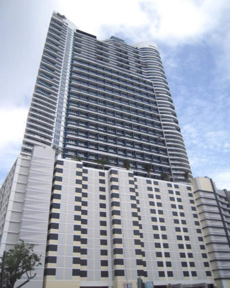 infinity-at-brickell-building