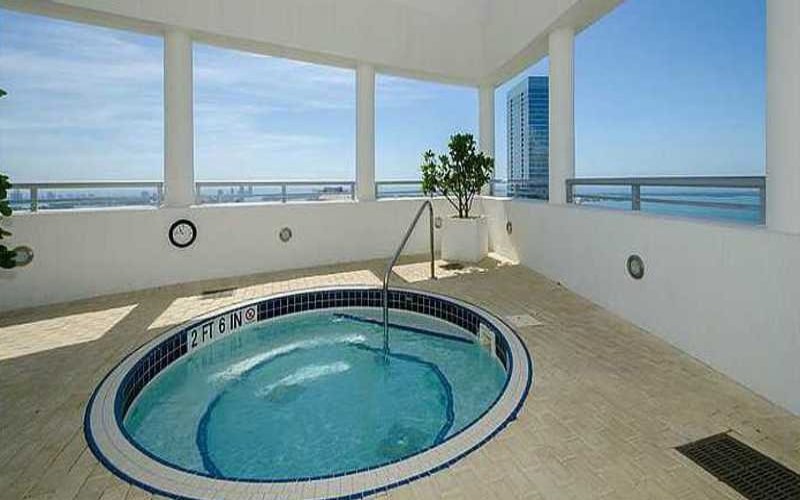 infinity-hot-tub
