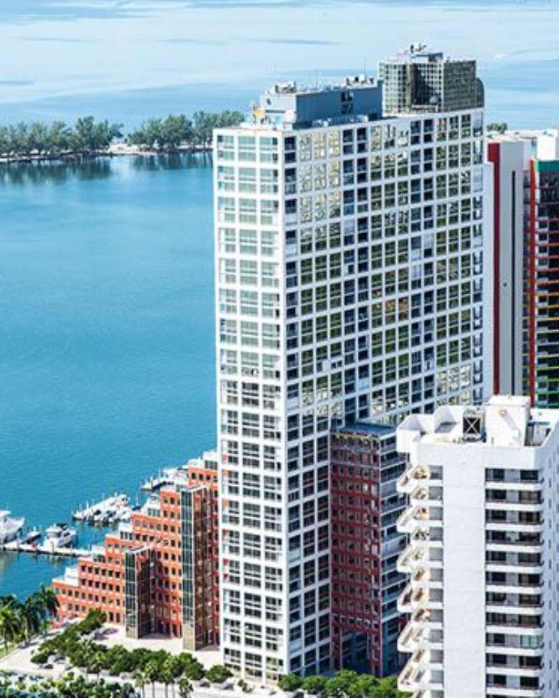 Reasons to live in brickell