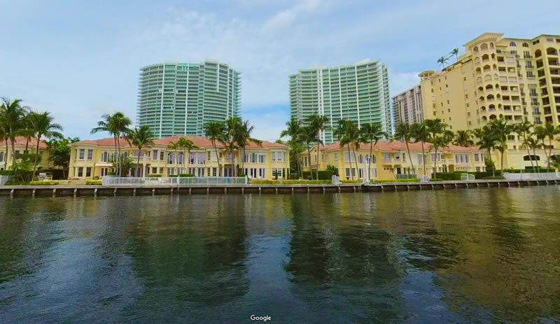 Porto Vita Townhomes in Aventura