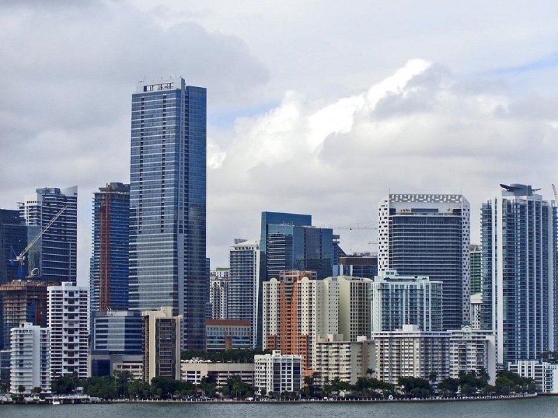 High Interest Rates Don't Discourage Florida's Real Estate Market