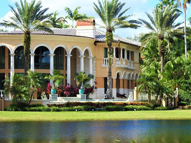 why people are relocating to Weston fl